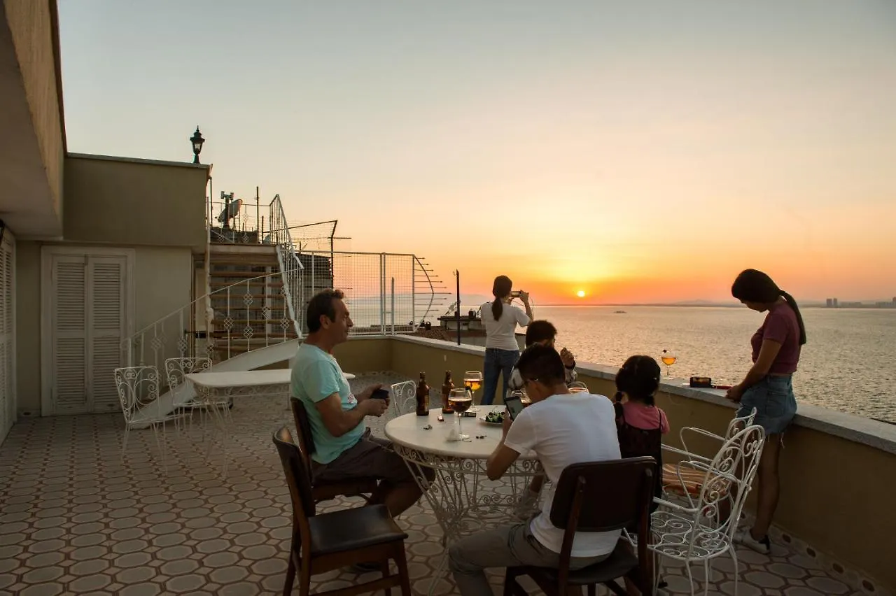 Bueyuek Konak Izmir Apartment