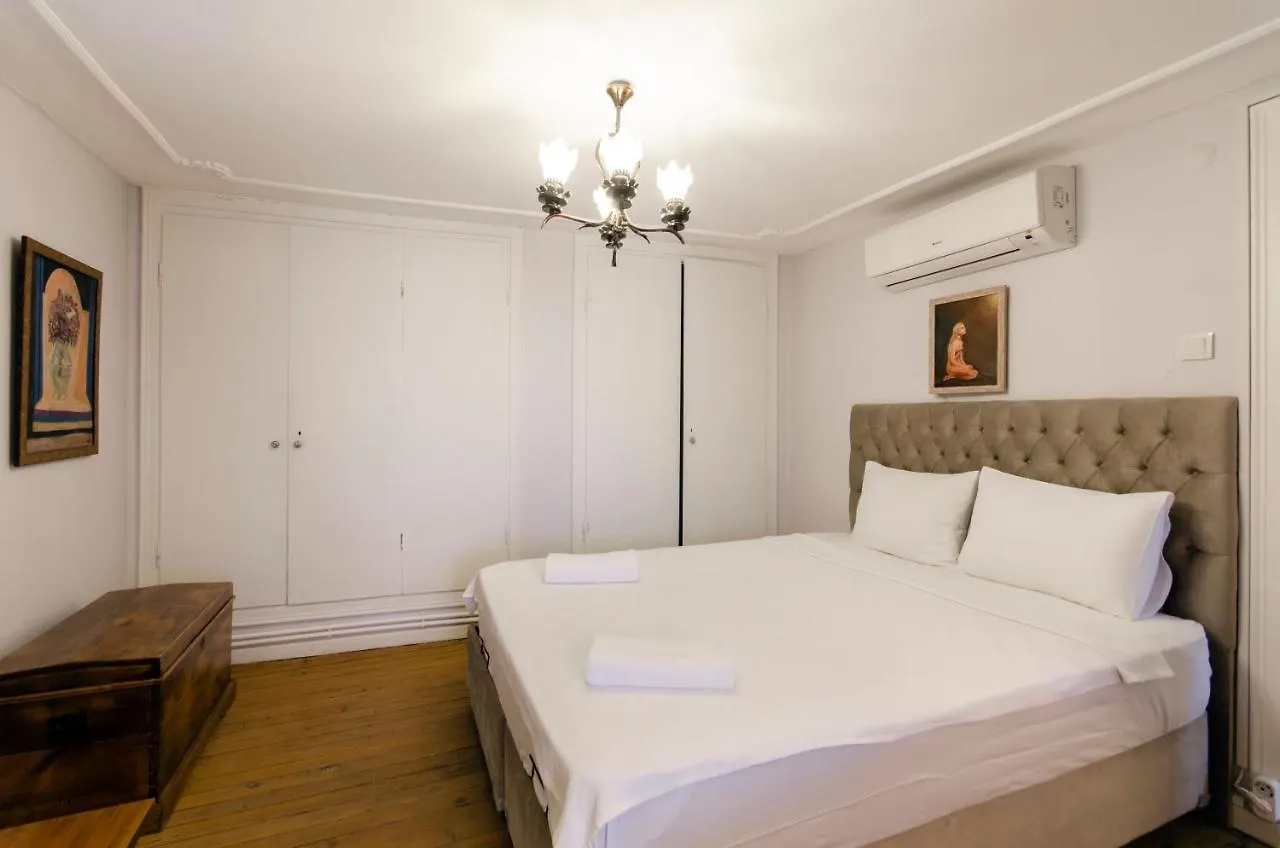 Bueyuek Konak Izmir Apartment